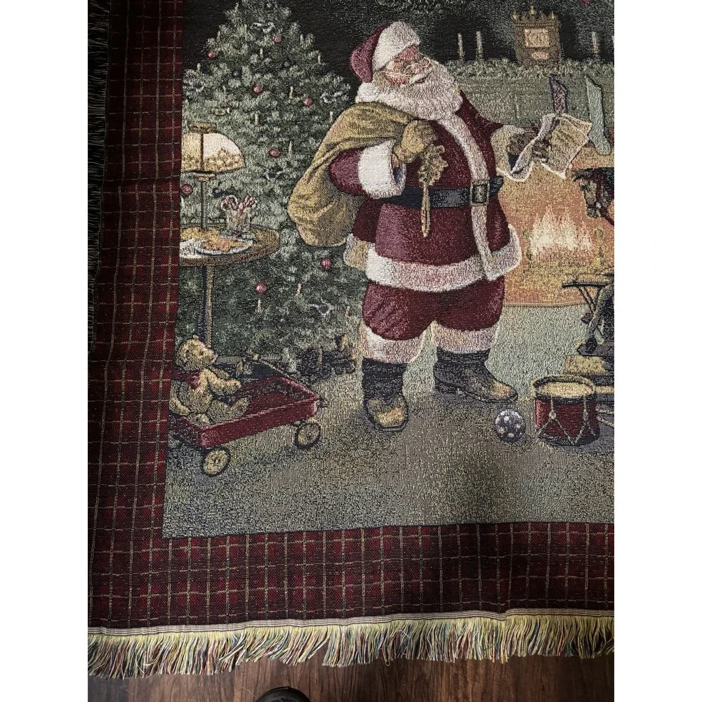 Mohawk Home Tapestry Throw Blanket Christmas Santa Claus 100% Acrylic Made In US